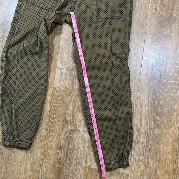 Anthropologie Olive Green Flocked Joggers Polka Dot Pants Trousers Small EUC - Picture 11 of 13